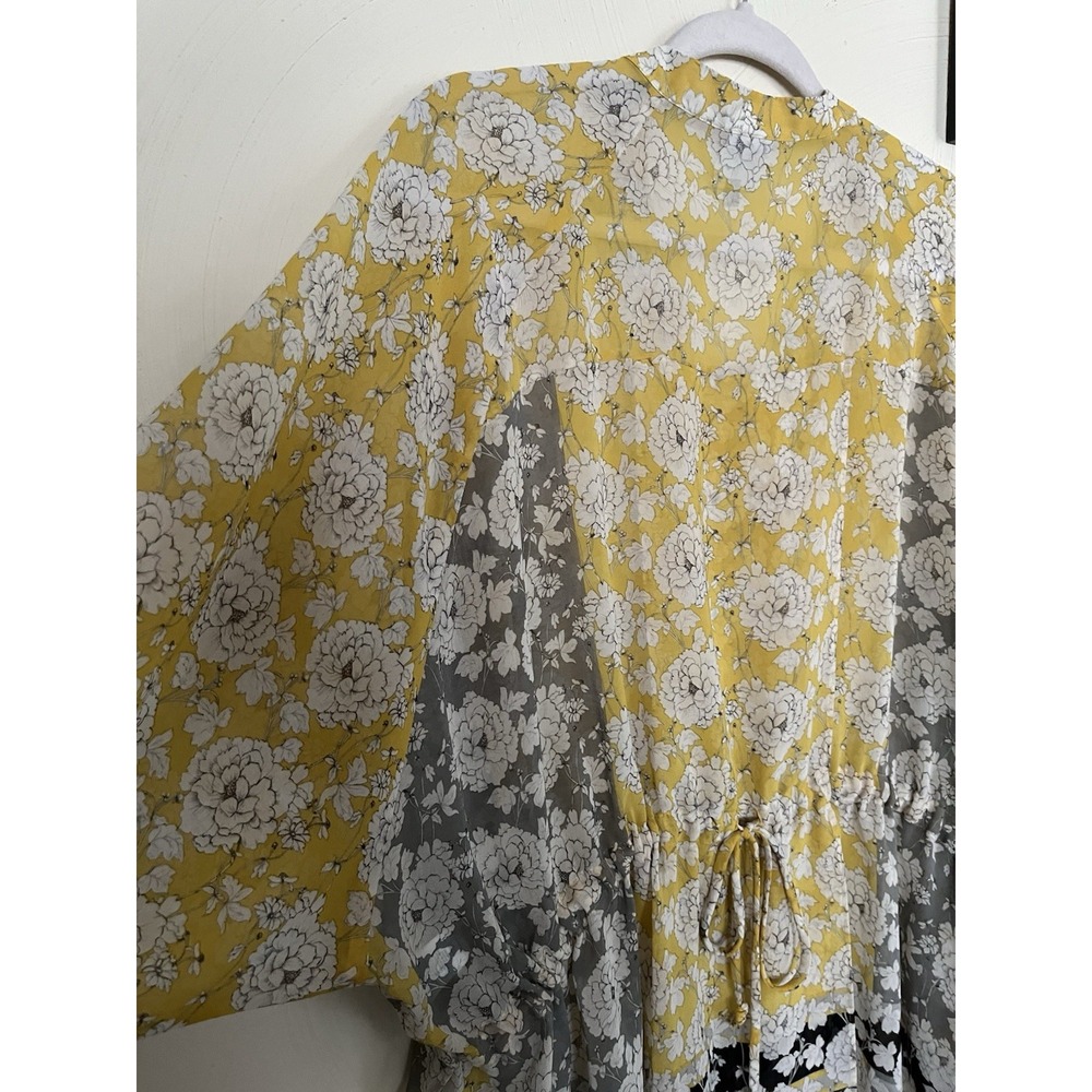 CAbi Size XL Amelia Gather Yellow Gray Floral Spring Blouse Top - Picture 7 of 10